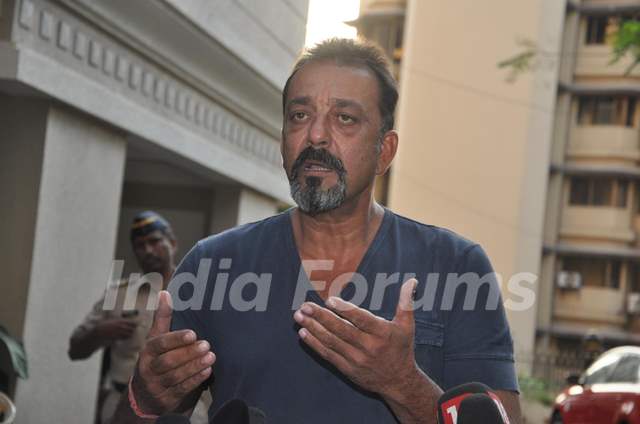 Sanjay Dutt addresses the press after coming out in parole