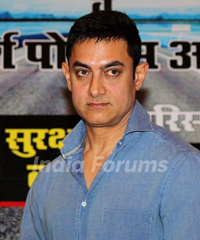 Aamir Khan at the road safety seminar