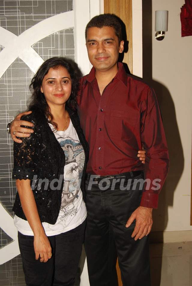 Reena Kapoor with her husband at the get together for Aur Pyar Ho Gaya