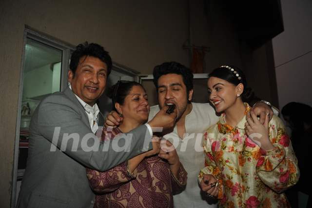 Adhyayan Suman celebrated his birthday along with Makar Sankranti with the team of 'Heartless'