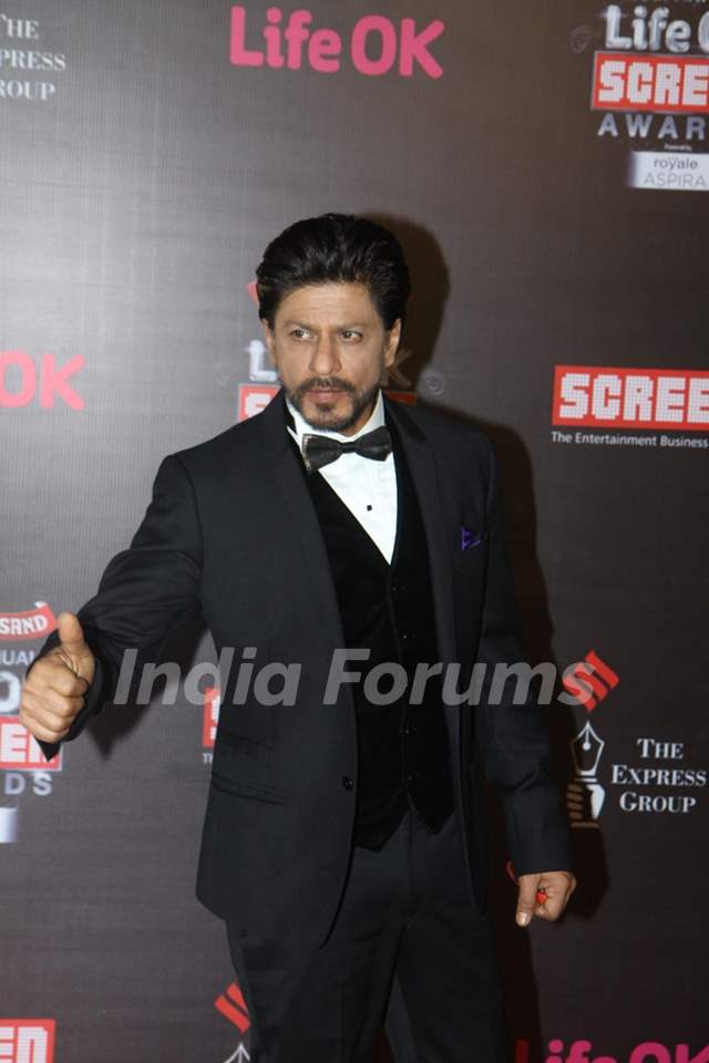 King Khan was seen at the 20th Annual Life OK Screen Awards