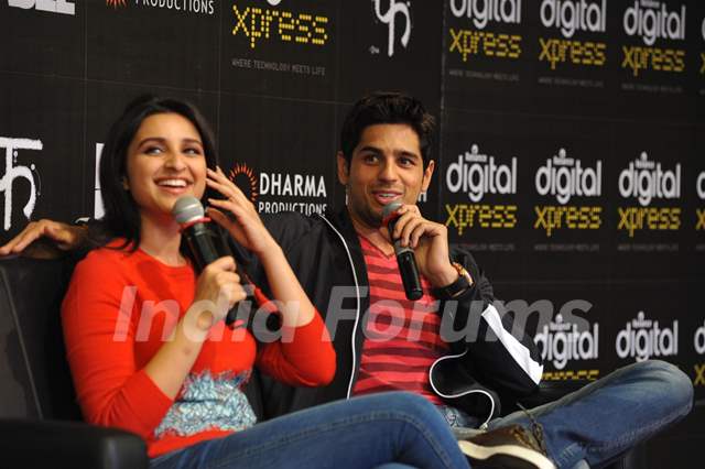 Parineeti and Sidharth at the Launch of film 'Hasee to Phasee' App