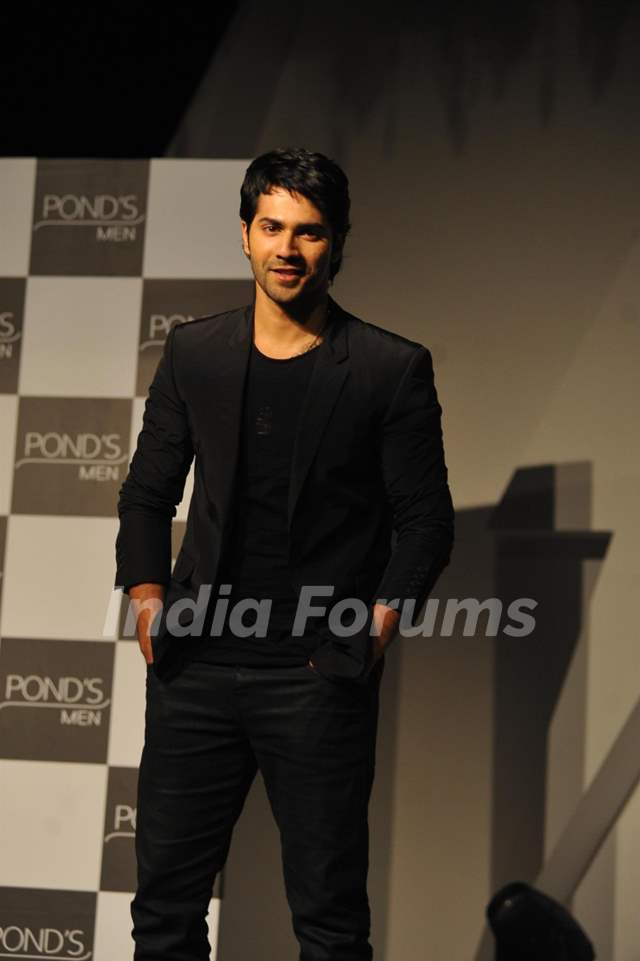 Varun Dhawan Launches the latest innovation in skincare for men in India by Pond's