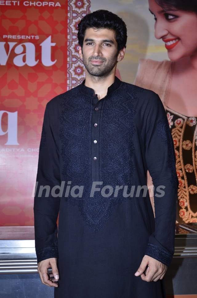 Aditya Roy Kapoor poses to media at the  promotion of Daawat-e-Ishq
