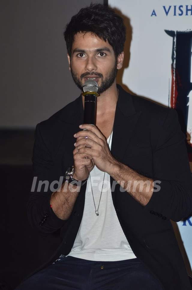 Shahid Kapoor speaks to media at the Trailer Launch of Haider