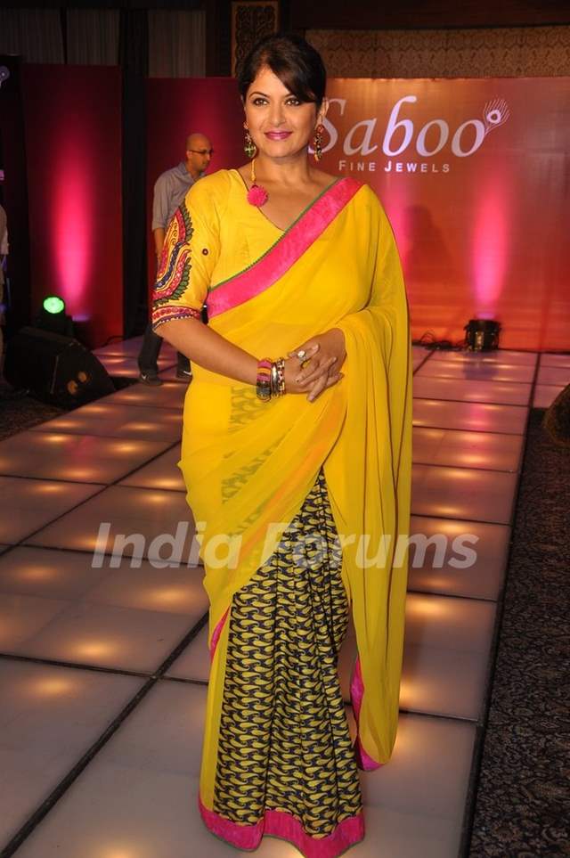 Pragati Mehra walks the ramp at Saboo Jewels Presents Exquisite Fashion Jewellry Preview