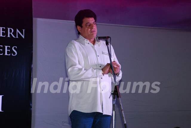 Gajendra Chauhan pays his tribute to Dharmesh Tiwari at his Prayer Meet organised by FWICE