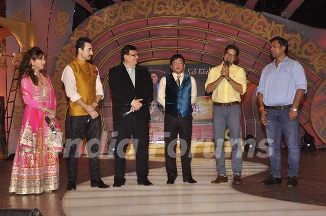 Shaan addressing the audience at the Launch of SAB TV's New Show 'Family Antakshari'
