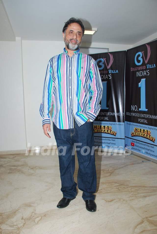 Harry Baweja poses for the media at the Special Screening of Chaar Sahibzaade