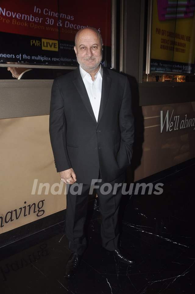 Anupam Kher poses for the media at the Premier of The Shaukeens