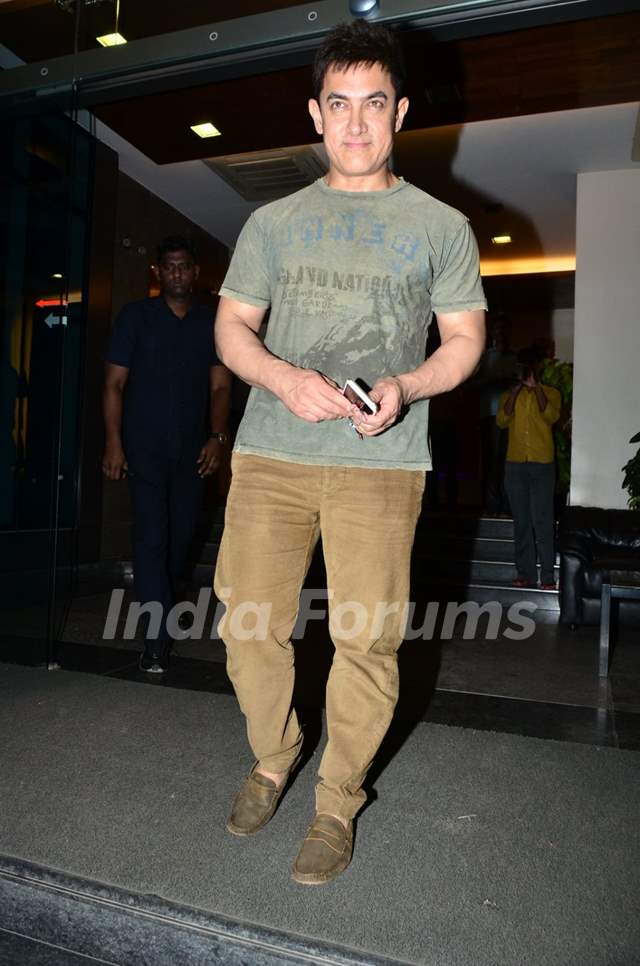 Aamir Khan poses for the media at Son Azad Rao Khan's Birthday Bash