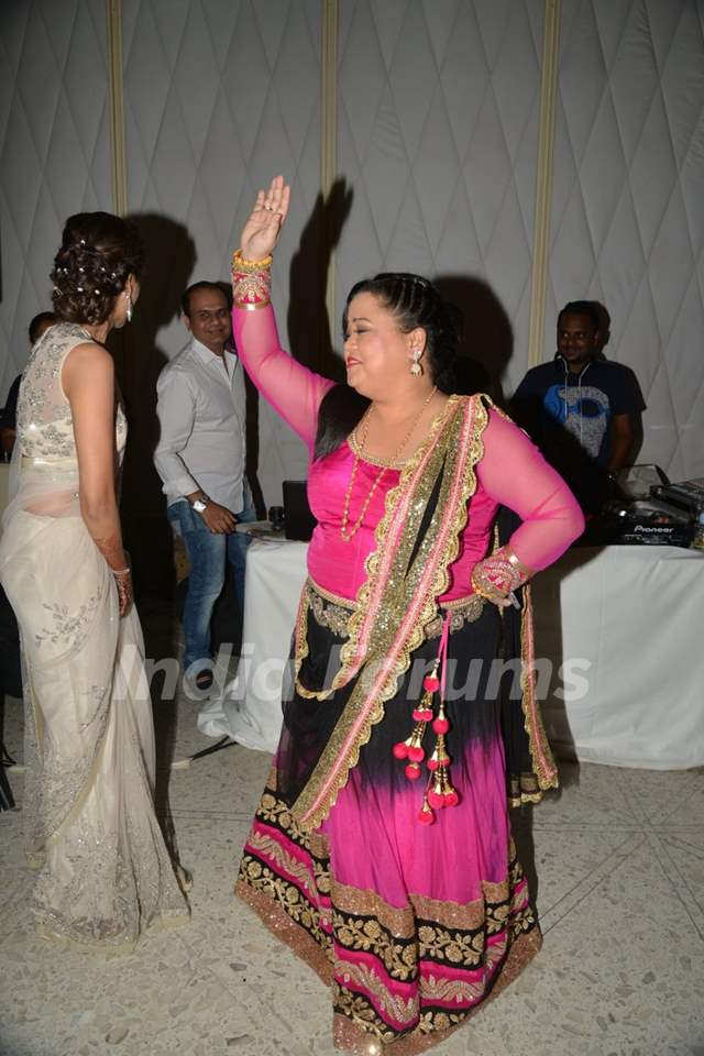 Bharti Singh Inspired Regal Ethnic Outfits to Slay At Wedding Reception!