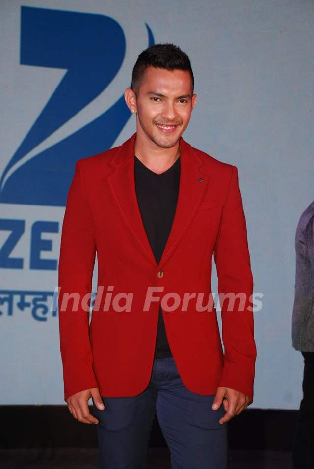 Aditya Narayan poses for the media at the Launch of Sa Re Ga Ma Pa Li'l Champs 5