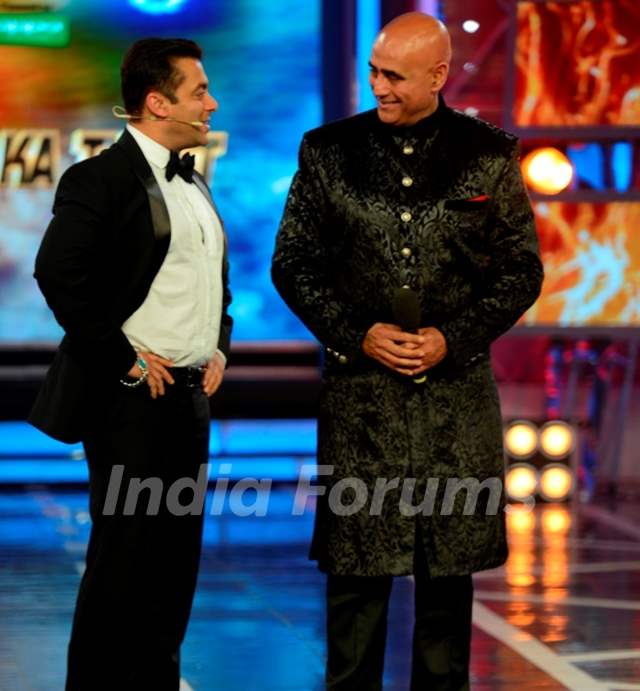 Puneet Issar during his eviction in Bigg Boss 8