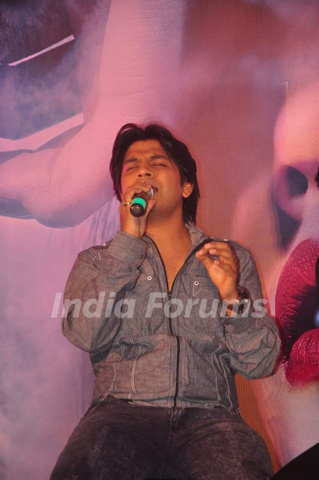 Ankit Tiwari was snapped singing at the Music Launch of Khamoshiyan