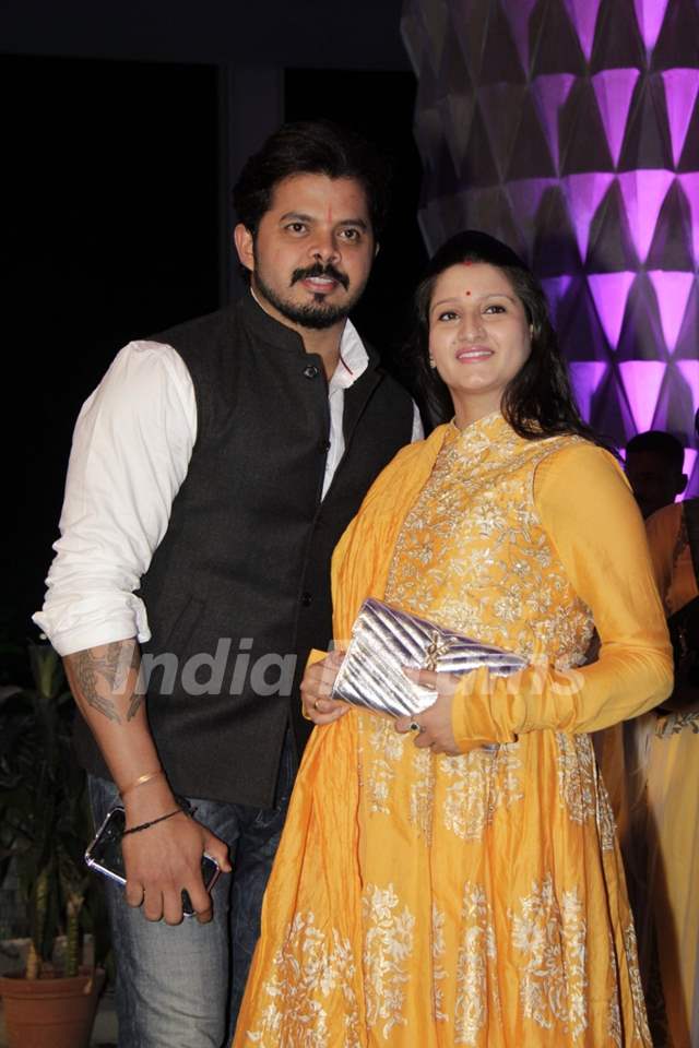 Sreesanth with his wife at Smita Thackerey's Son's Wedding Reception