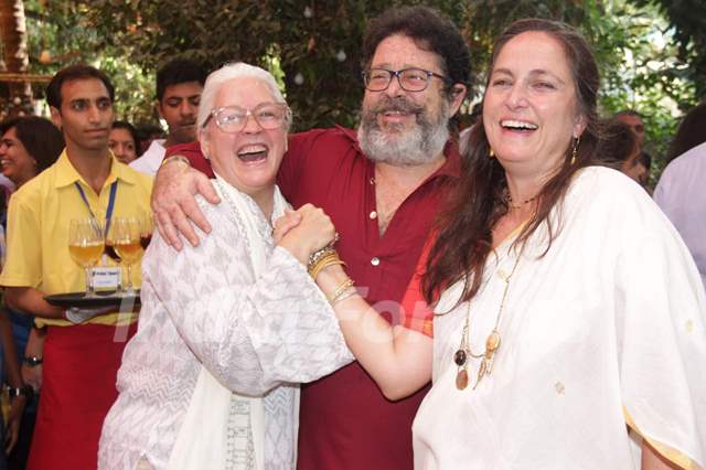 Nafisa Ali with Sanjana and Kunal Kapoor at the Felicitation Ceremony of Shashi Kapoor