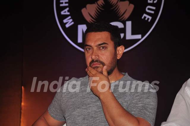 Aamir With His Serious look At Inauguration Ceremony Of Maharashtra Chess League