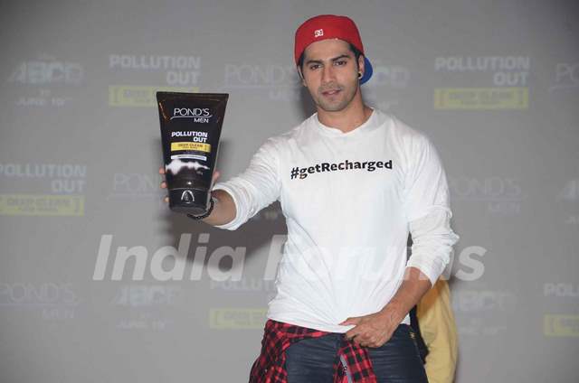 Varun Dhawan poses with Pond's Men product during ABCD 2 Promotions