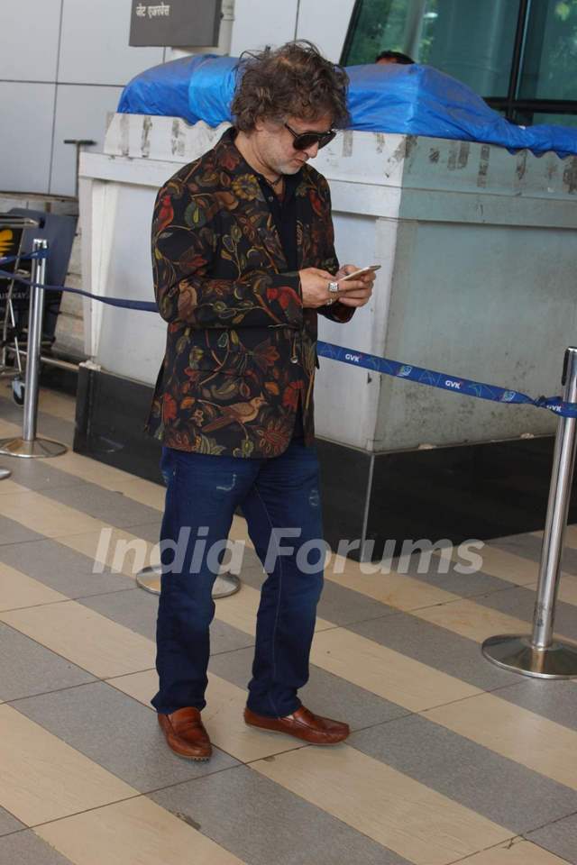 Rohit Bal Snapped at Airport