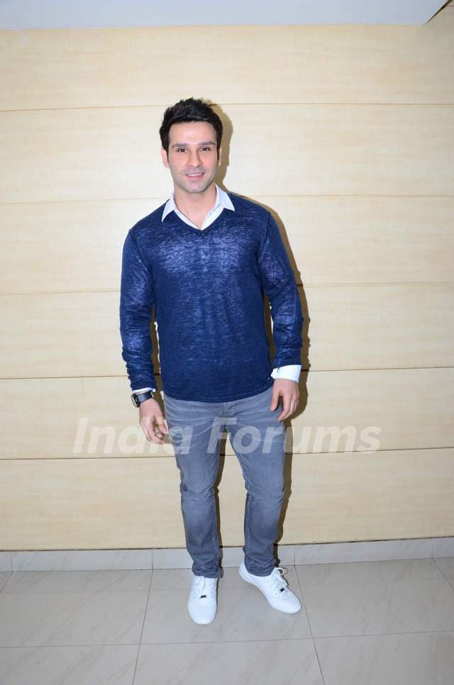 Girish Kumar at Launch of Teaser Trailer of 'Loveshhuda'