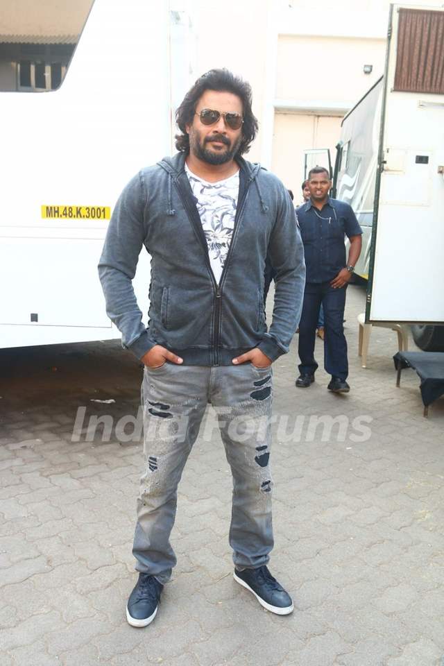 R. Madhavan at Promotions of Saala Khadoos