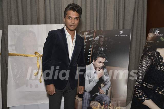 Vikram Phadnis Poses With Her Poster at Roopa Vohra's Calendar Launch