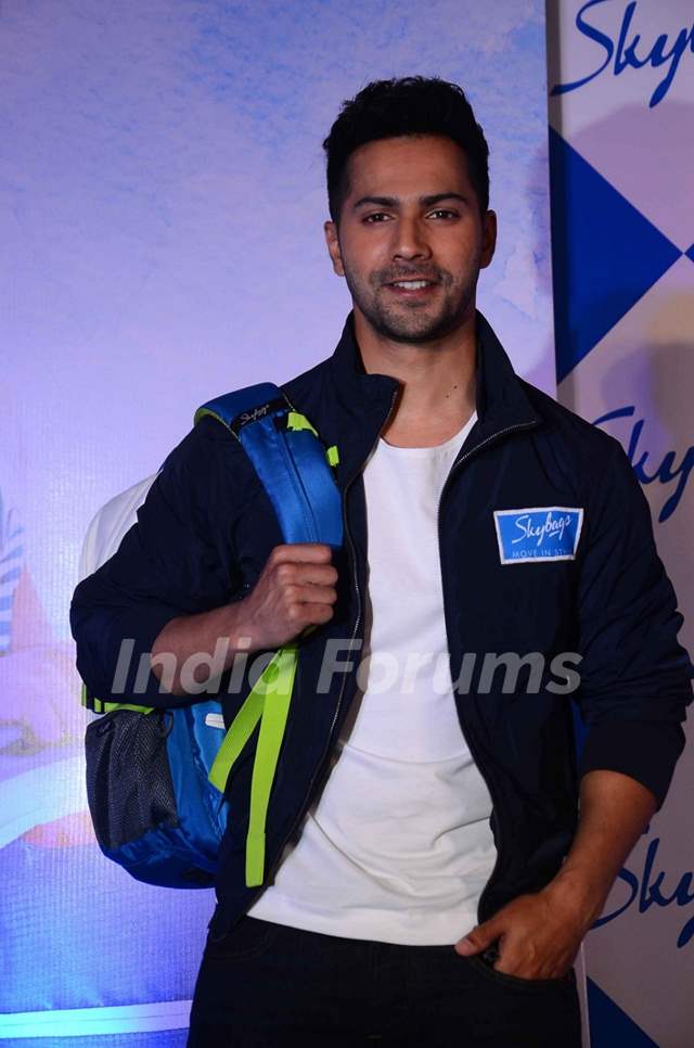 Varun Dhawan seen at the airport giving selfies to fans