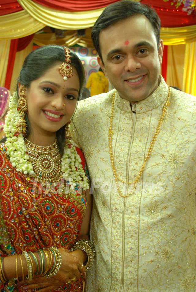 Newly wedding couple Apoorva and Aarti