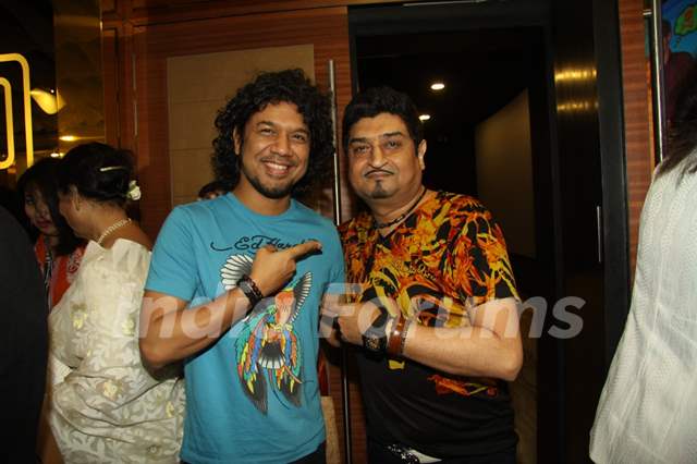 Papon and Neeraj Shridhar at Song Launch of 'Chu Liya' from Hai Apna Dil Toh Awara!