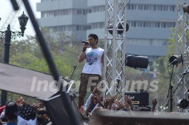 Farahan Akhtar Shoots for Live Performance Scene of Rock on 2!