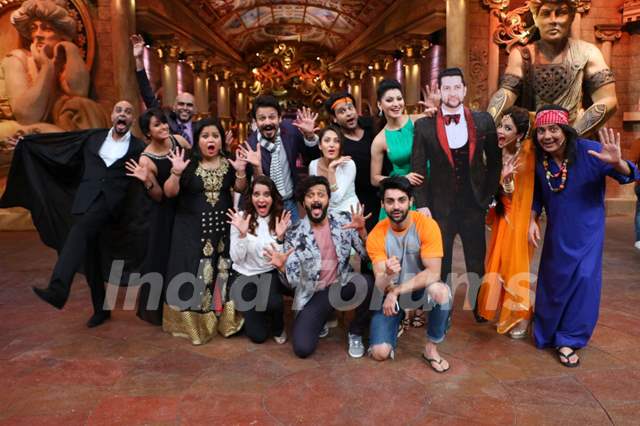 Celebs Promotes 'Great Grand Masti' on 'Comedy Nights Bachao'