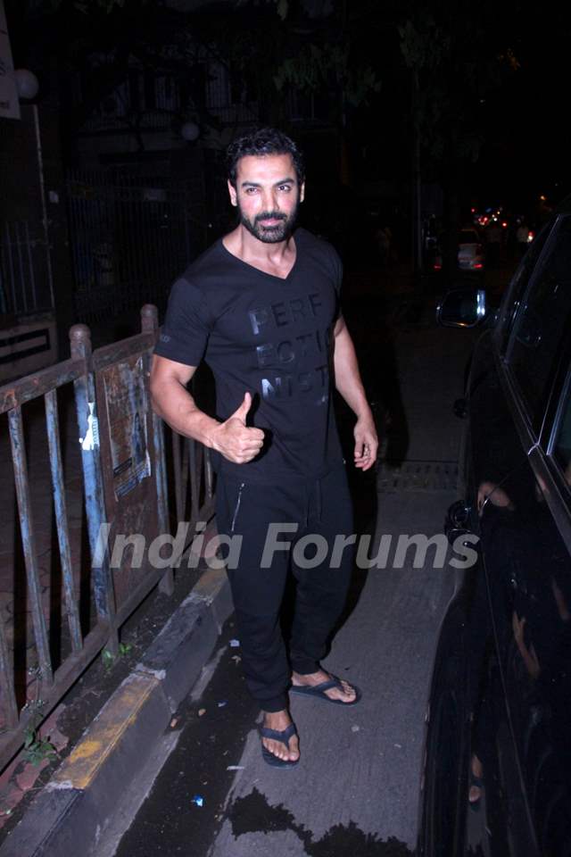 John Abraham snapped in Santacruz