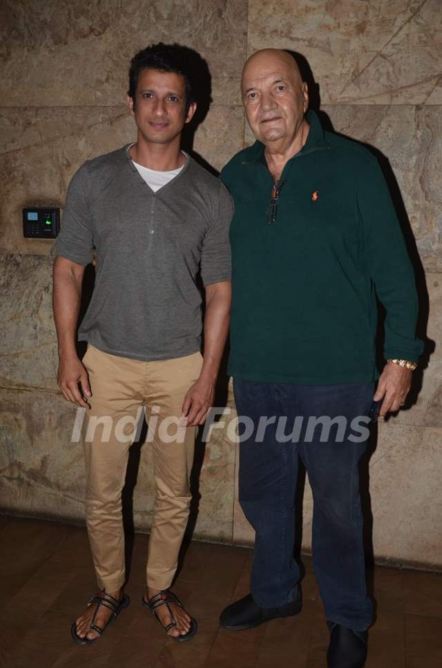 Prem Chopra and Sharman Joshi at Special Screening of 'Freaky Ali'