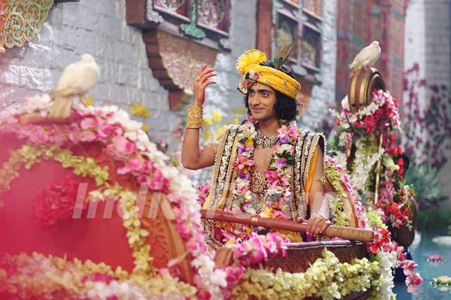 Sumedh Mudgalkar as Krishna on a boat from RadhaKrishn