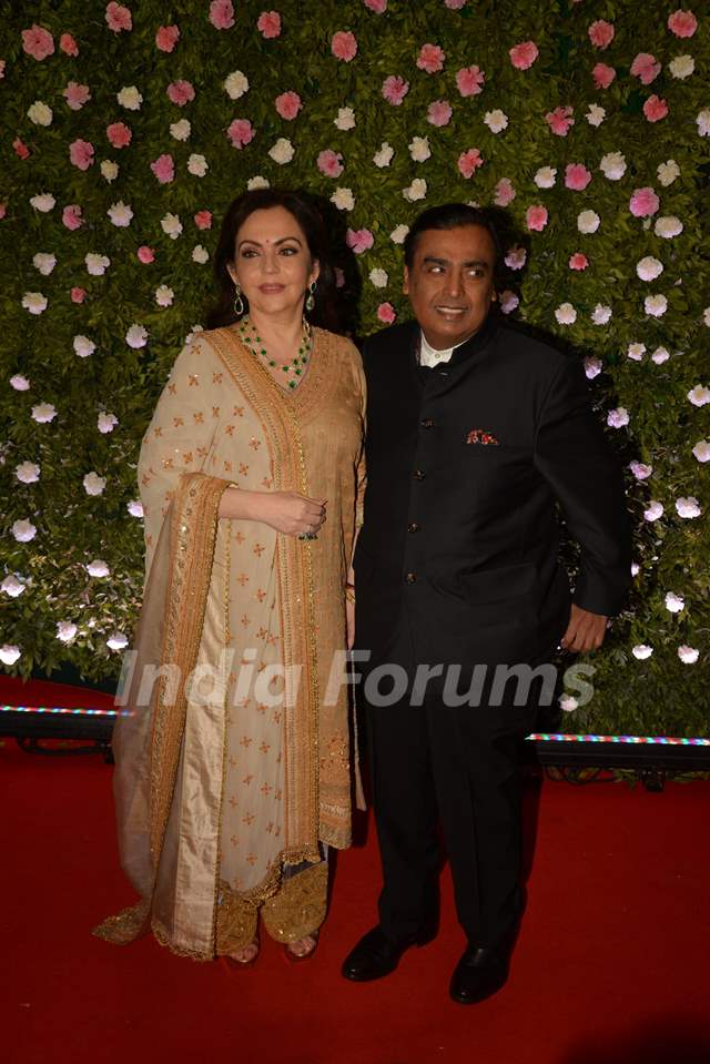 Mukesh Ambani and Nita Ambani at Amit Thackeray's reception