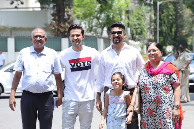 Vatsal Sheth and his family were spotted outside polling centre