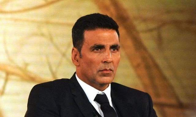 Akshay Kumar slammed by angry netizens