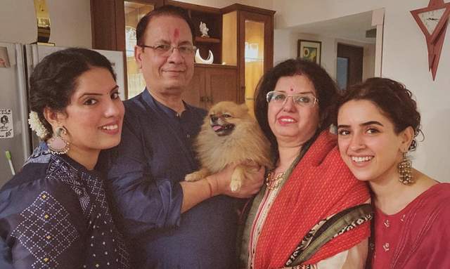 Sanya Malhotra with her family