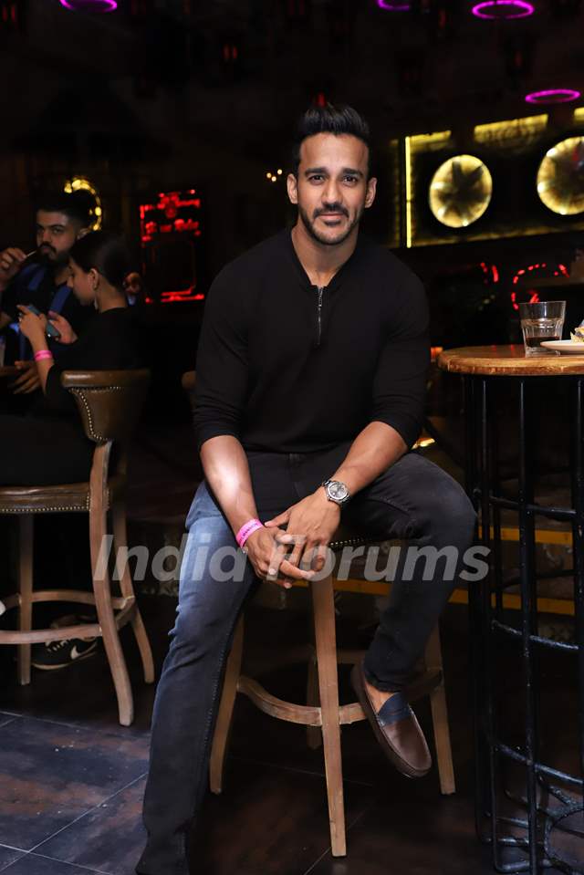 Rohit Reddy snapped at Anita Hassanandani and Pearl Puri's song launch