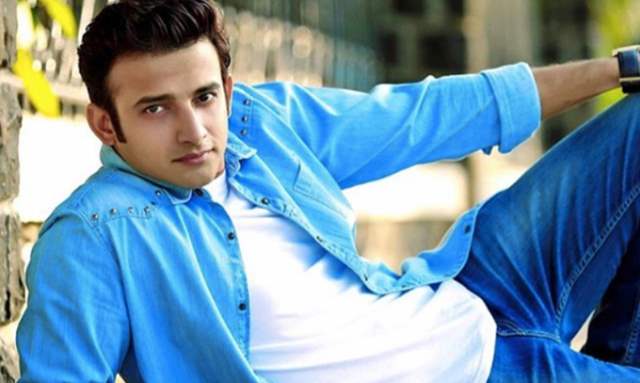 Romit Raj Injured