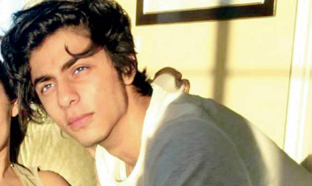 Shah Rukh Khan reveals some intriguing details about son Aryan Khan's  relationship status | India.com