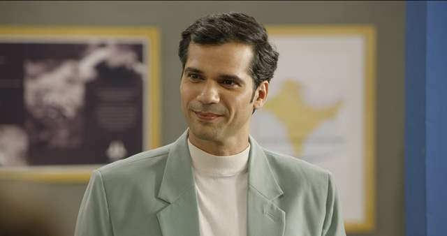 Neil Bhoopalam 