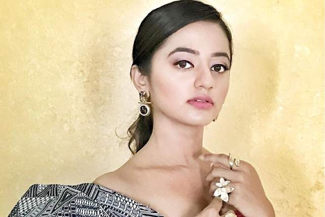 Helly Shah to Make A Special Appearance in Yeh Rishtey Hai Pyaar Ke ...