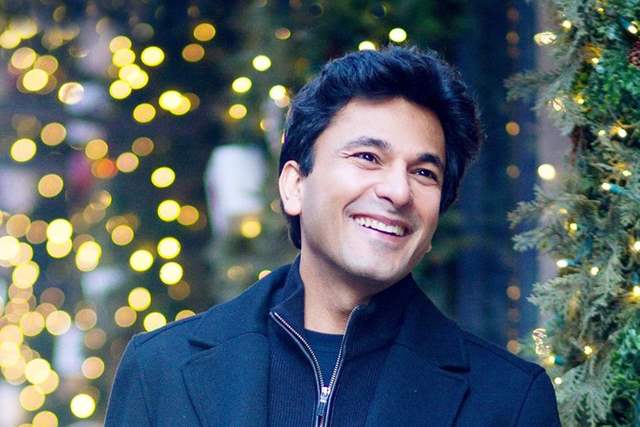 Vikas Khanna 