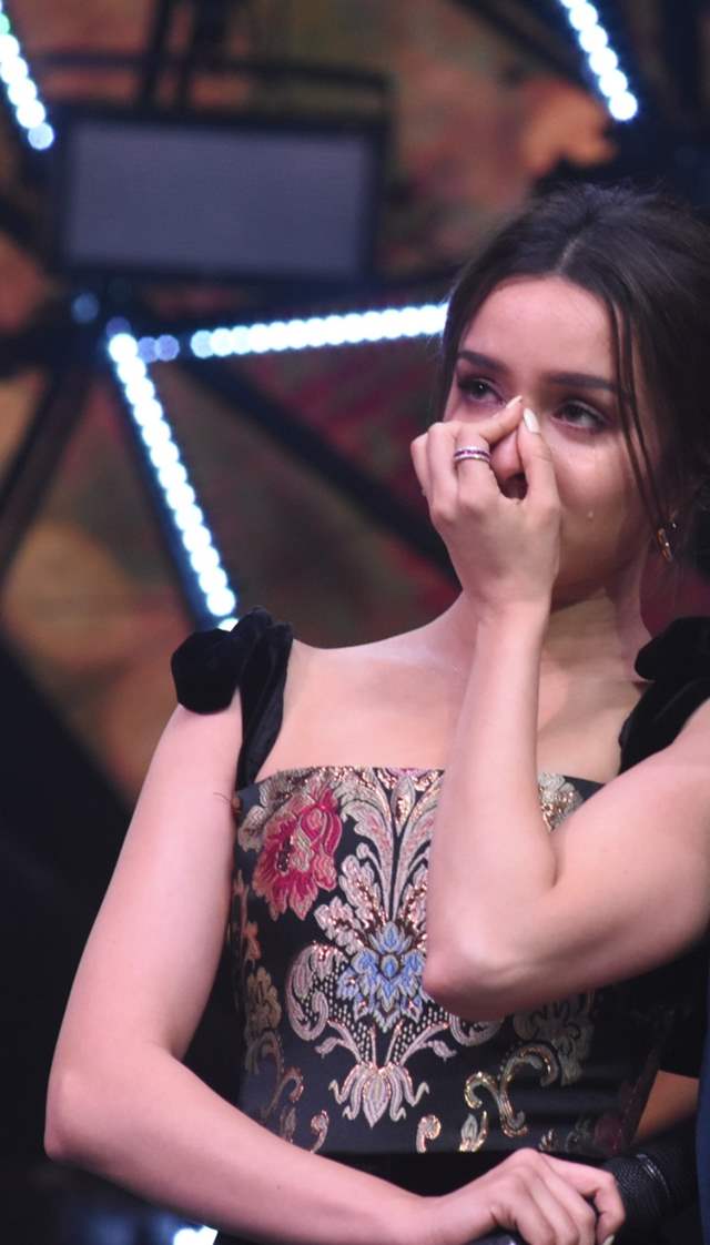 Shraddha Kapoor Crying