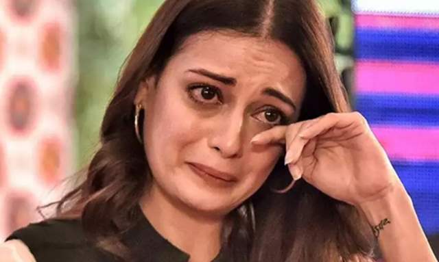 dia mirza crying