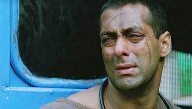 Salman Khan might have been Dead had his Co-star not Pulled him at the