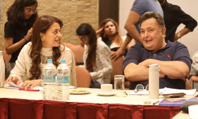 Rishi Kapoor and Juhi Chawla