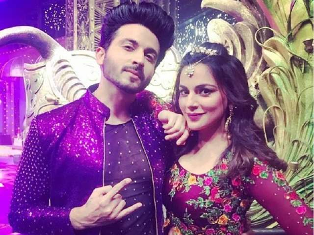 Kundli Bhagya Jodi Dheeraj Dhoopar and Shraddha Arya To Feature In a